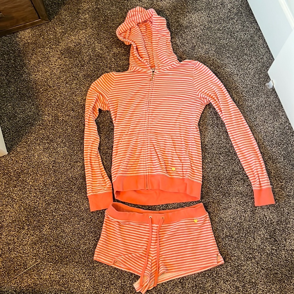 Juicy Couture Coral Striped Set - Picture 2 of 5